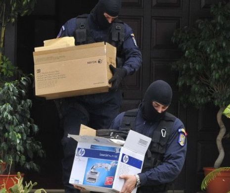Polițiștii de la Serviciul pentru Investigarea Criminalității Economice au descins în 12 primării din județul Brașov