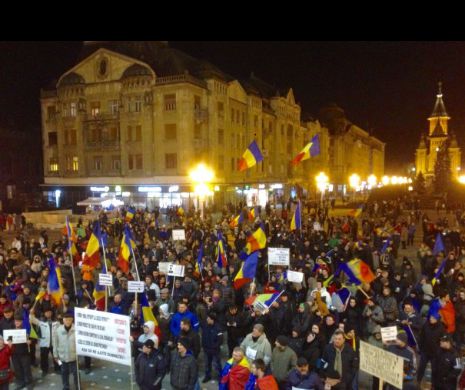 Protest la Timișoara. S-a lansat kit-ul de mărțișor #REZIST: ”Suntem oameni normali”  I FOTO