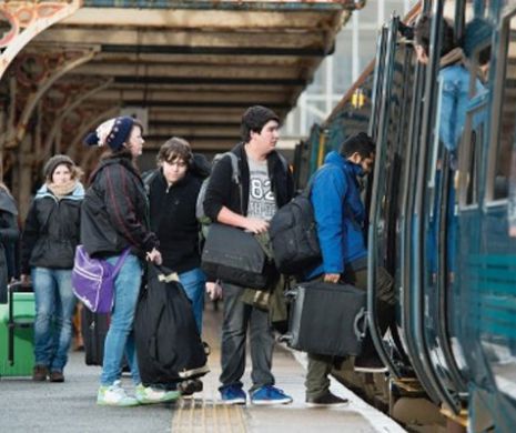 Răsturnare de situație pentru studenți! Condiţii NOI pentru călătoriile "gratuite" cu trenul