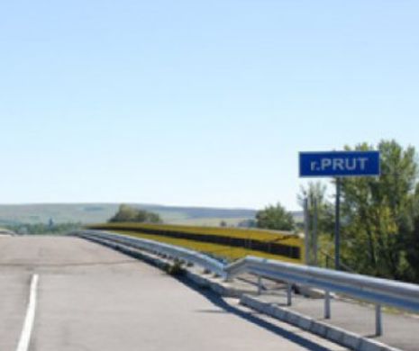 Poduri peste Prut