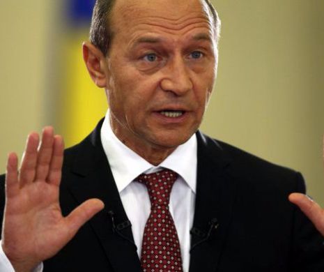 Băsescu, cu ochii pe CCR. Se așteaptă o decizie crucială pentru familia fostului președinte