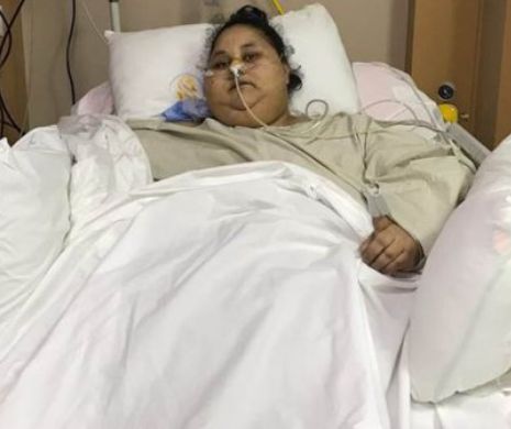 Cea mai grasă femeie din lume, operată cu succes! A fost urcată cu macaraua în avion