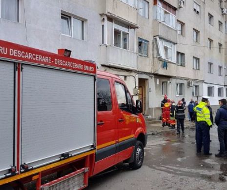 Explozie într-un bloc din Constanța. Femeie rănită, apartamente avariate