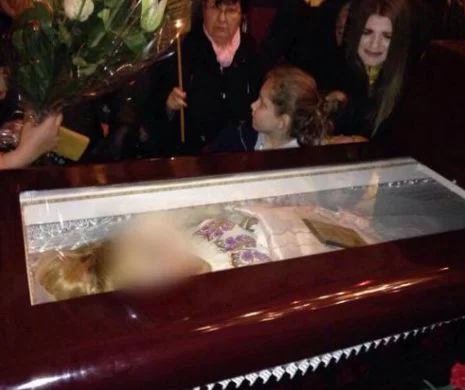Lacrimi şi disperare la înmormântarea Ilenei Ciuculete. Lângă cine se va odihni marea solistă