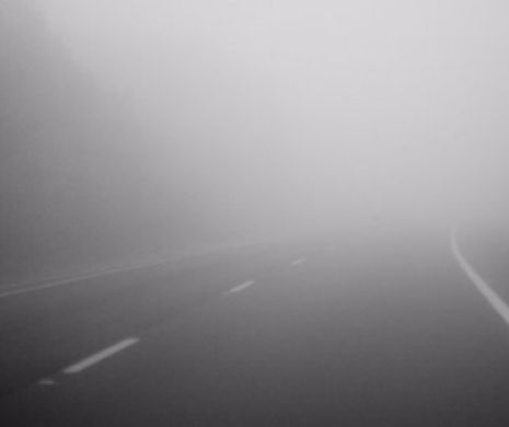 PERICOL DE ACCIDENTE. Ceaţă densă pe Autostrada A1.  Sfaturile polițiștilor pentru șoferi.