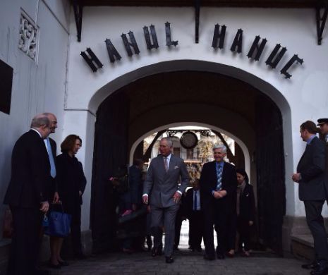 Ultima zi a vizitei PRINȚULUI DE WALES în România: Plimbare prin CENTRUL VECHI și vizită la TNB - FOTO