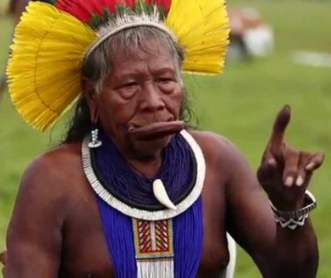 Un trib din Amazon primeşte despăgubiri de 1,3 milioane de dolari din cauza unui avion