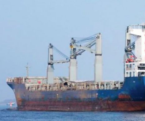 Un vapor a eșuat fix în mijlocul portului Constanța