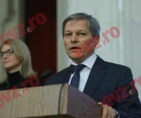 USR l-a invitat în partid pe Cioloș