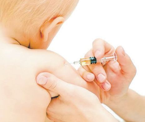Vaccin vital pentru bebeluși, distribuit abia în aprilie