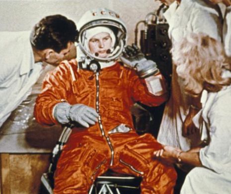 Valentina Tereşkova, eroina sovietică, ''femeia stelară'', prima în spaţiu, la bordul aeronavei Vostok, a împlinit 80 de ani