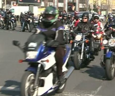 Campanie pentru prevenirea accidentelor. Peste 350 de motociclişti în marş pe străzile Clujului