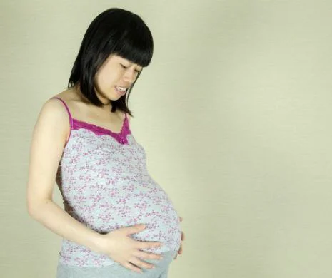 China: femeie amendată pentru că a rămas însărcinată