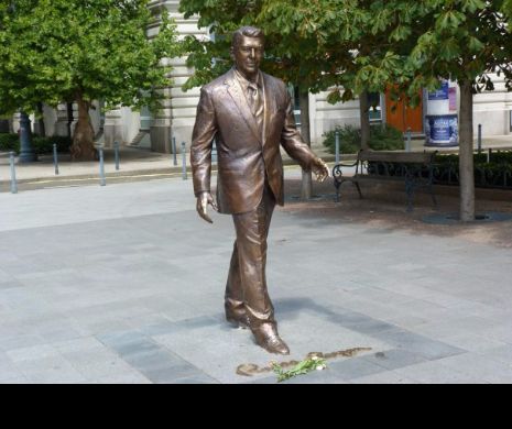 Cum justifică Gabriela Firea statuia lui Reagan care va trona în centrul Bucureștiului