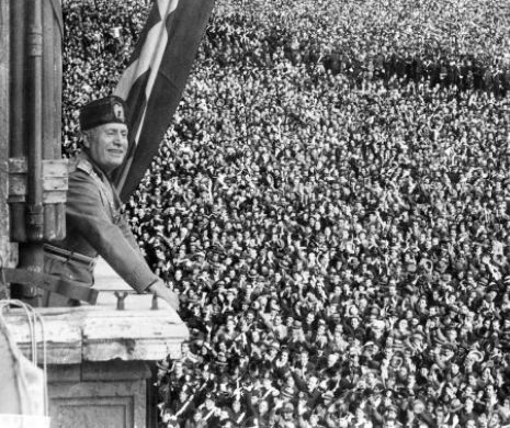 Cum l-au executat comuniștii italieni pe Mussolini în timp ce încerca să fugă în Elveția. A doua zi i-au atârnat trupul într-o piață publică din Milano.