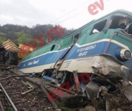 Modificări pe cale ferată cauzate de accidentul de ieri. Pasagerii trenurilor de pe ruta Petroșani Simeria, preluați cu autobuze