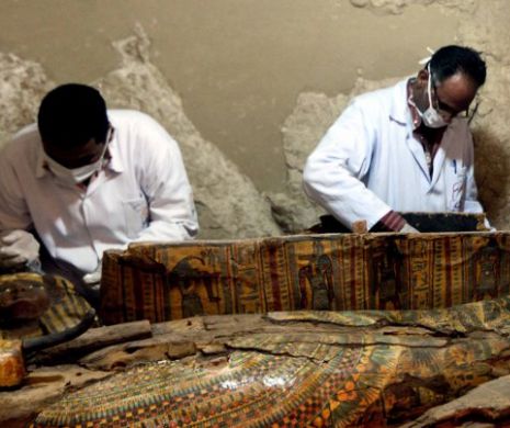 S-au DESCOPERIT în Egipt! 10 mumii vechi de peste 3 MILENII. Arheologii au DEZVĂLUIT cine era cel mai important NOBIL