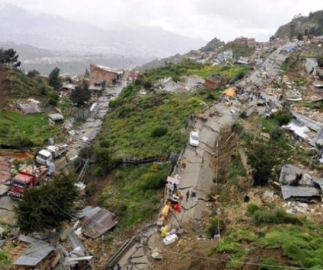 Sute de victime după alunecarea de teren din Columbia