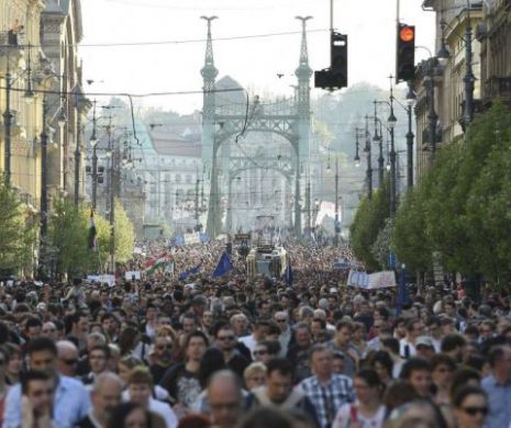 UNGARIA. Proteste în PLOAIE împotriva lui Orban! Premierului i se aduc acuzații dure