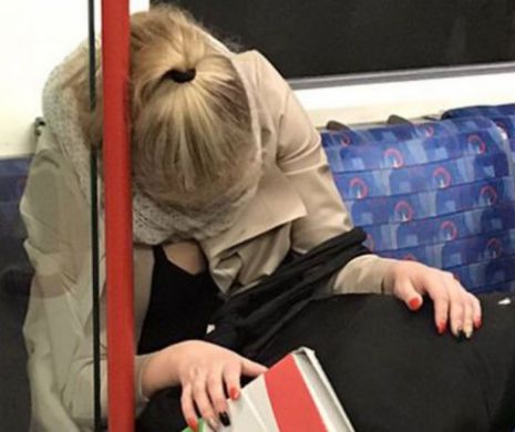 A adormit la metrou și o NENOROCIRE s-a întâmplat! Ce a constatat femeia când s-a trezit - FOTO