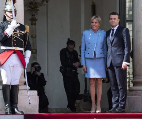 Cel mai tânăr președinte al Franței din ultimii 200 de ani s-a instalat la Palatul Elysée | Cronici pariziene cu Marcela Feraru