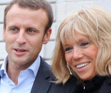 INCREDIBIL cum arată la 64 de ani îmbrăcată în costum de baie soția președintelui Franței. Brigitte Trogneux și-a lăsat la vedere .... FOTO
