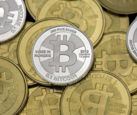 Moneda Bitcoin a atins maximul istoric, ajungând sa valoreze peste 2.400 dolari