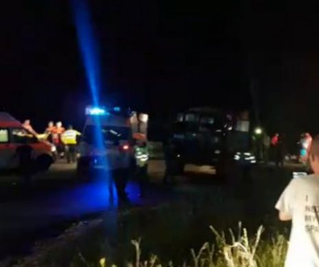 Accident GRAV în Argeș! Un camion plin cu militari s-a răsturnat. S-a declan;at COD ROȘU