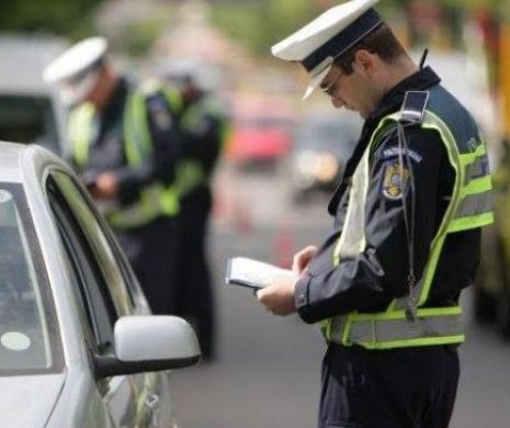 ATENŢIE la FALŞI TAXIMETRIŞTI. Maşini CONFISCATE şi peste 7.000 de AMENZI date de Poliţia Rutieră