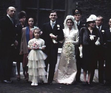 Ginerele Ion Raţiu şi mireasa Elisabeth, la nunta lor din 1945 | POVESTEA UNEI FOTOGRAFII