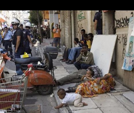 GRECIA. Poliţiștii evacuează o tabără de refugiaţi insalubră die lângă Atena