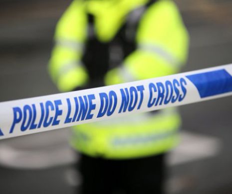 Incident TERORIST la Newcastle, Marea Britanie. Un bărbat cu un CUȚIT a luat OSTATICI