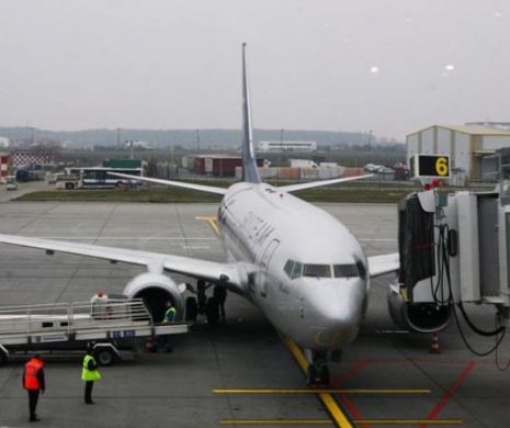 Aeroportul Internaţional Henri Coandă. Ploaia torenţială a afectat traficul aerian