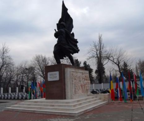 Ce ar putea păți România dacă ar desființa monumentele ostașilor sovietici?