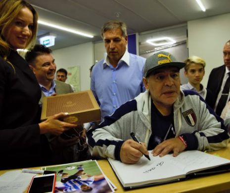 Diego Maradona se află la Moscova. Va prelua echipa naţională a Rusiei