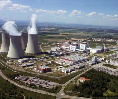 Franţa vrea să-şi închidă până la 17 reactoare nucleare