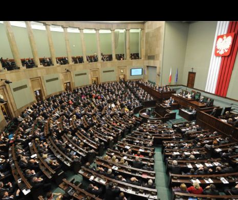 Guvernul polonez, acuzat că vrea să preia controlul asupra Curții Supreme de Justiție