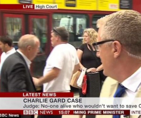 Incident ȘOCANT în timpul unei transmisiuni LIVE, la BBC! Toată lumea a văzut ce s-a întâmplat în spatele reporterului - VIDEO