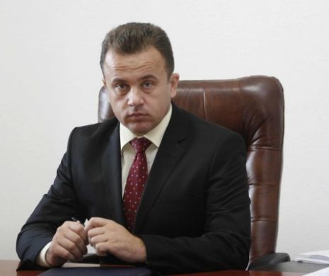 Ministrul Liviu Pop a publicat lista MANUALELOR necesare. YACHTINGUL este una dintre materiile prezente