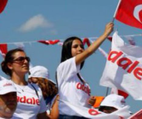 Turcia s-a TREZIT! Sute de mii de oameni la Marşul Dreptăţii împotriva lui Erdogan