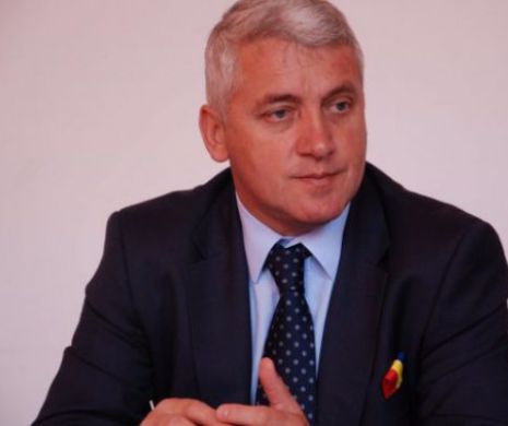 Adrian Ţuţuianu vrea să PUNĂ CAPĂT pensiilor uriașe din Ministrul Apărării