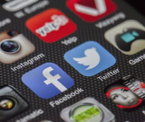 DECIZIA SECOLULUI în Justiție: Politicienii NU mai pot BLOCA persoane pe Facebook și Twitter!