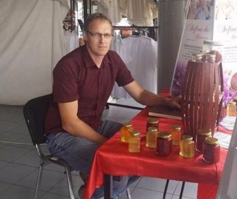 Love story la Berzovia. Un ofițer belgian a venit în România ca să cultive cel mai scump condiment din lume