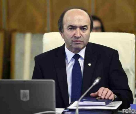 Ministrul Justiției, Tudorel Toader, rezolvă problema penitenciarelor