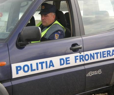 Patru francezi au încercat să intre ilegal cu droguri și muniție în România. Mergeau la un festival, dar nu aveau acte