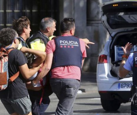 Polițist-EROU în Spania! A ucis patru dintre cei cinci teroriști care au atacat în orașul Cambrils