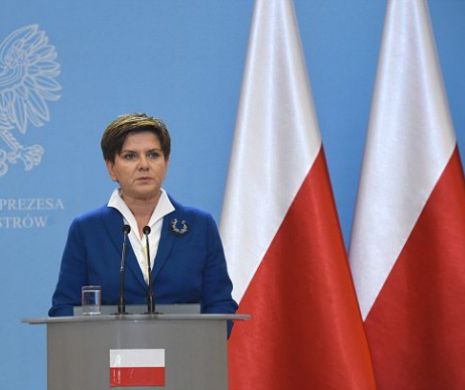 Polonia denunţă „aroganţa” şi „lipsa de experienţă politică” a lui Emmanuel Macron