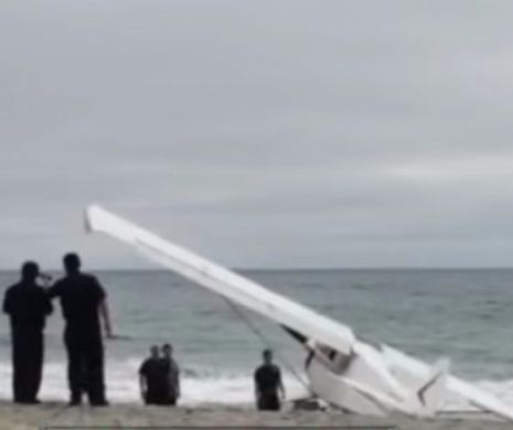 Portugalia: 2 morți, în urma unui incident aviatic pe plaja din Caparica