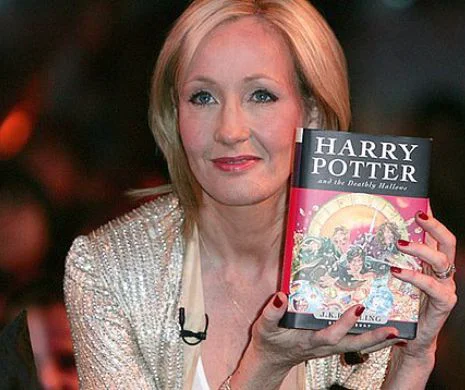 Warner Bros. intervine în scandalul J.K. Rowling vs. comunitatea LGBTQ