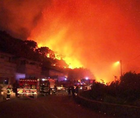 TURIȘTI, evacuați din cauza unor incendii periculoase în FRANȚA
